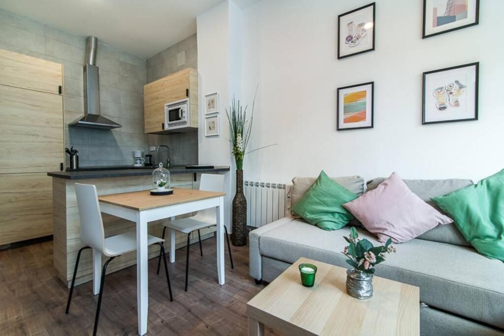 #15Pin-2 Apartamento De Un Dormitorio Plaza Castilla Madrid Ngoại thất bức ảnh